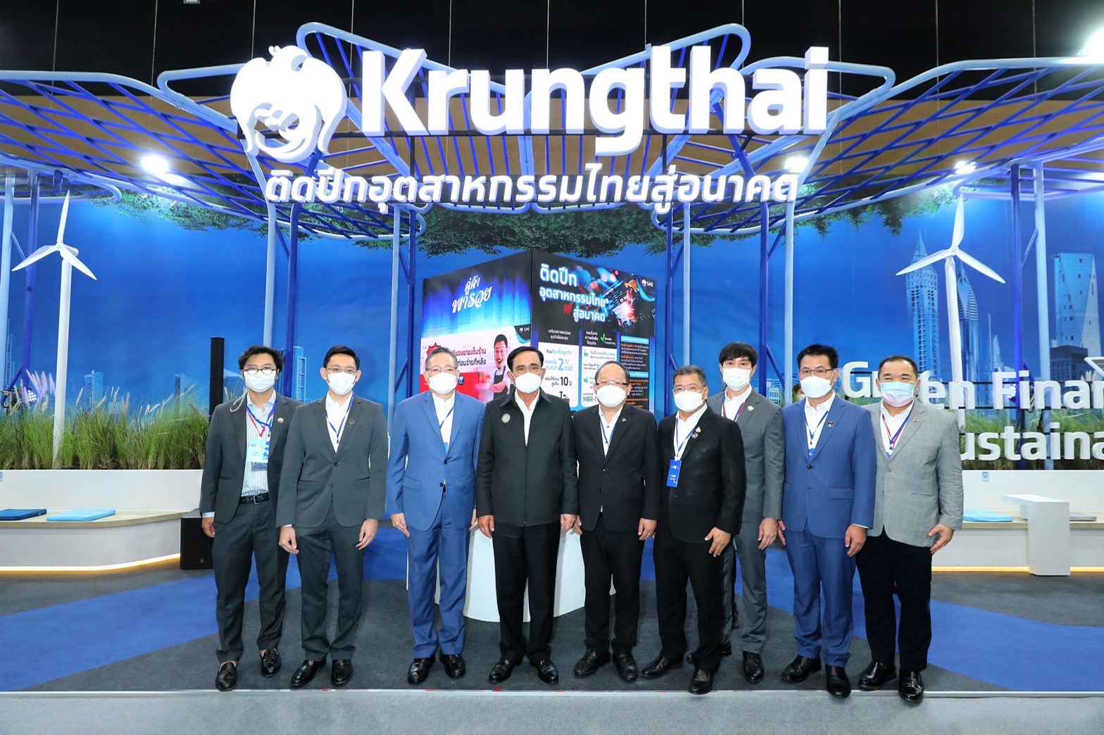 นายกรัฐมนตรี เยี่ยมชมบูธกรุงไทยในงาน FTI EXPO 2022